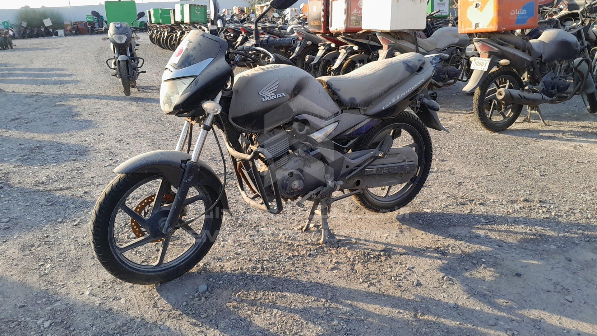 2017 HONDA UNICORN VIN: ME4KC311EH8040252