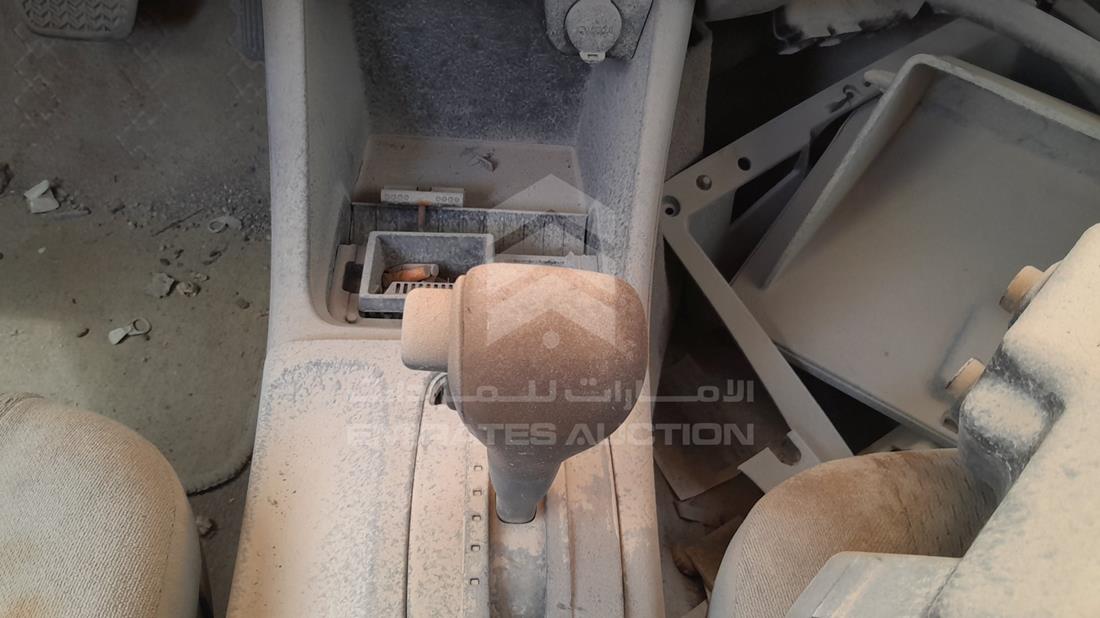 2004 Toyota Camry — Gear View — Photo 17
