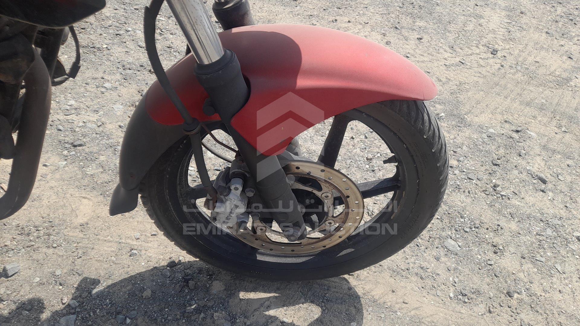 2015 BAJAJ 180 CC VIN: MD2A12DZ1FCL86256
