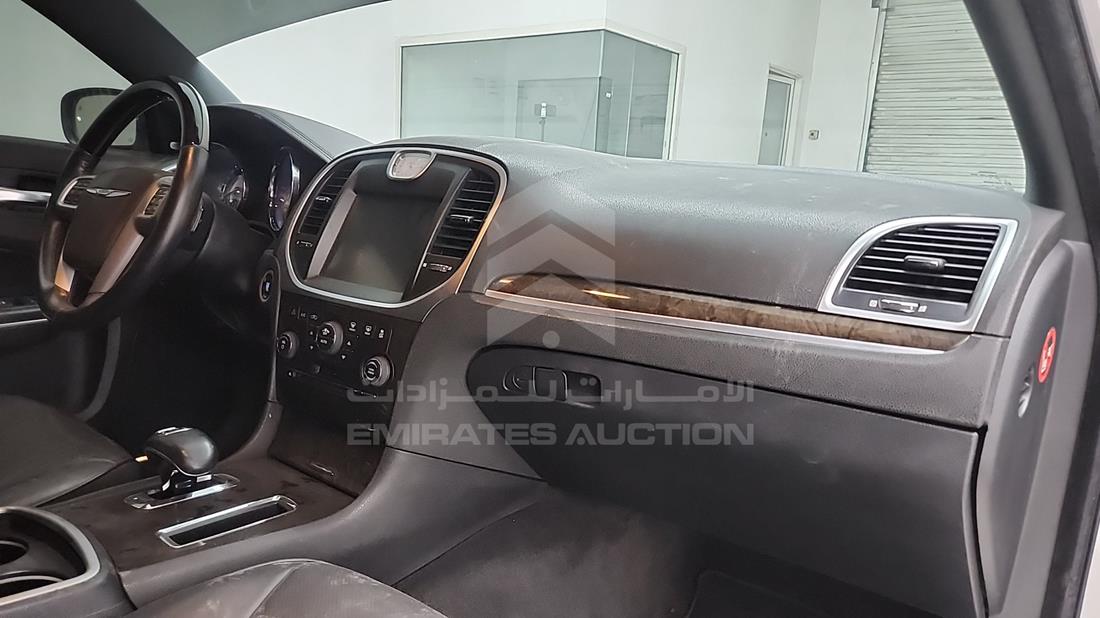 2012 Chrysler 300 — Front Right Passenger Dashboard View — Photo 29