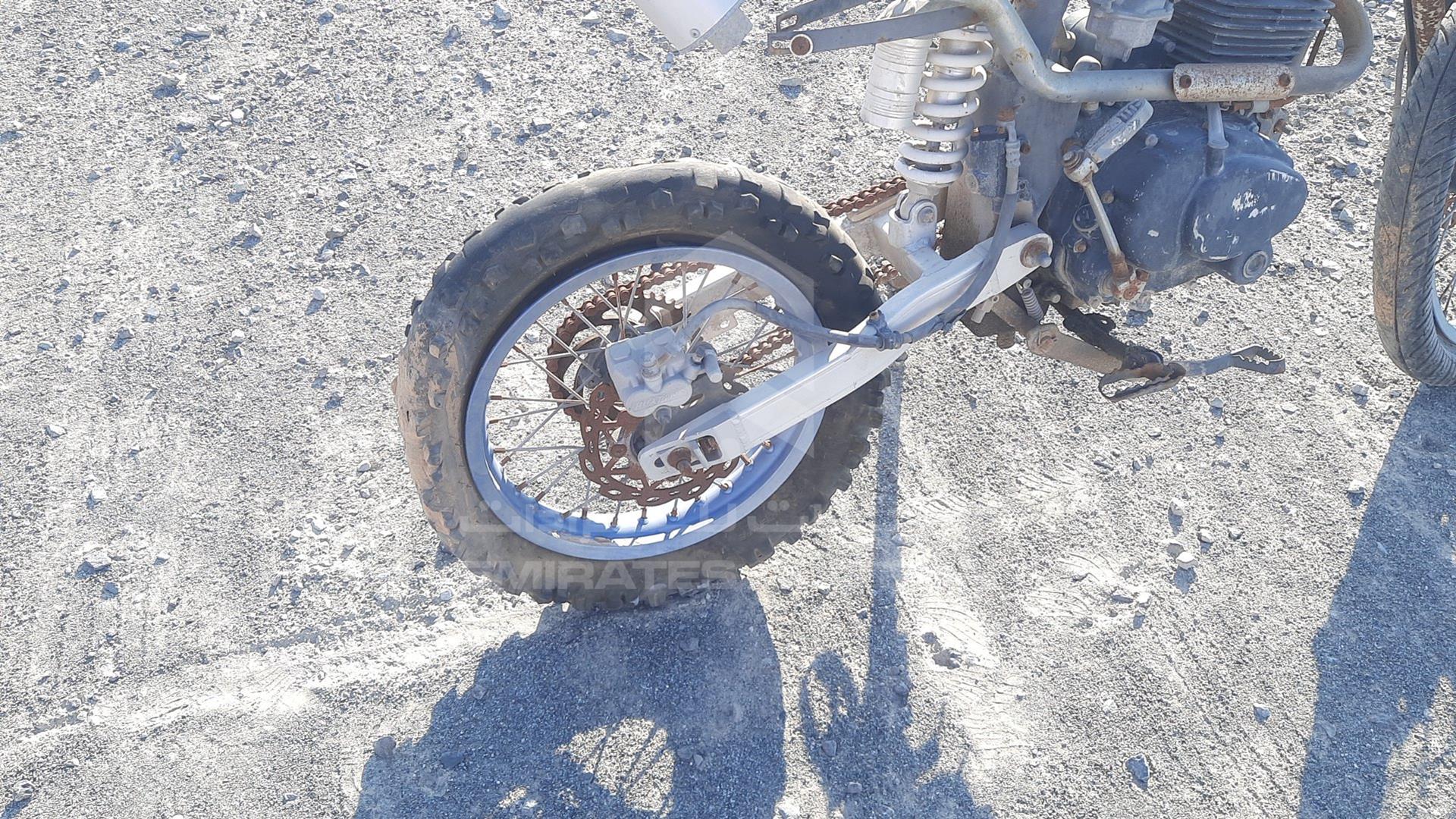0 MOTORBIKE --- VIN: L5CHEJLHEM002735