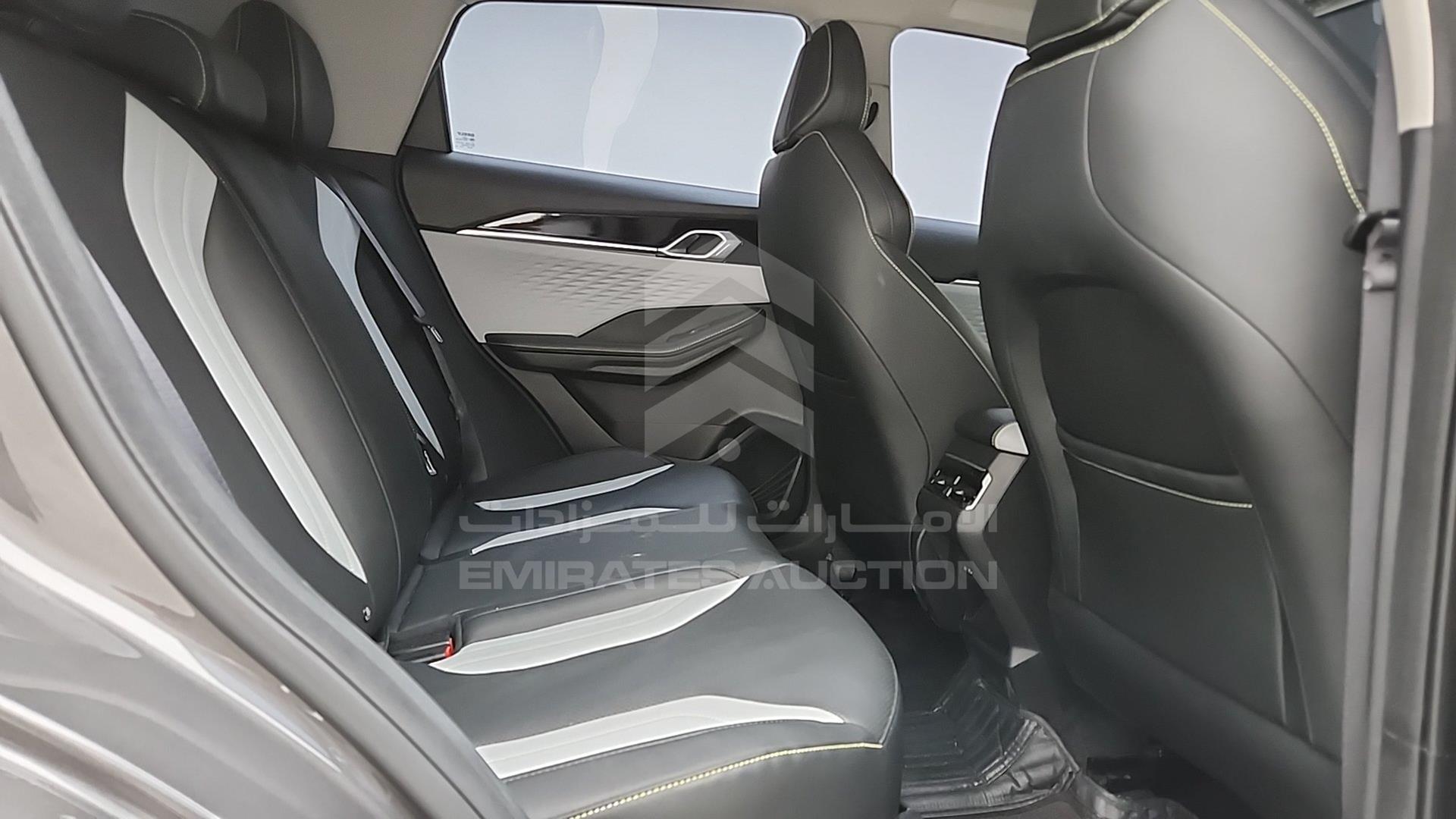 2024 GEELY COOLRAY VIN: LB3762KZ9RX506537