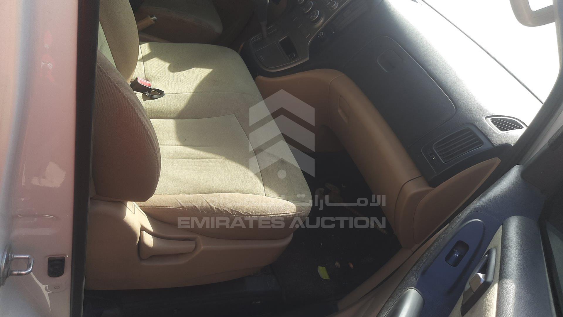 2016 HYUNDAI H1 VIN: KMJWA37R7GU761988