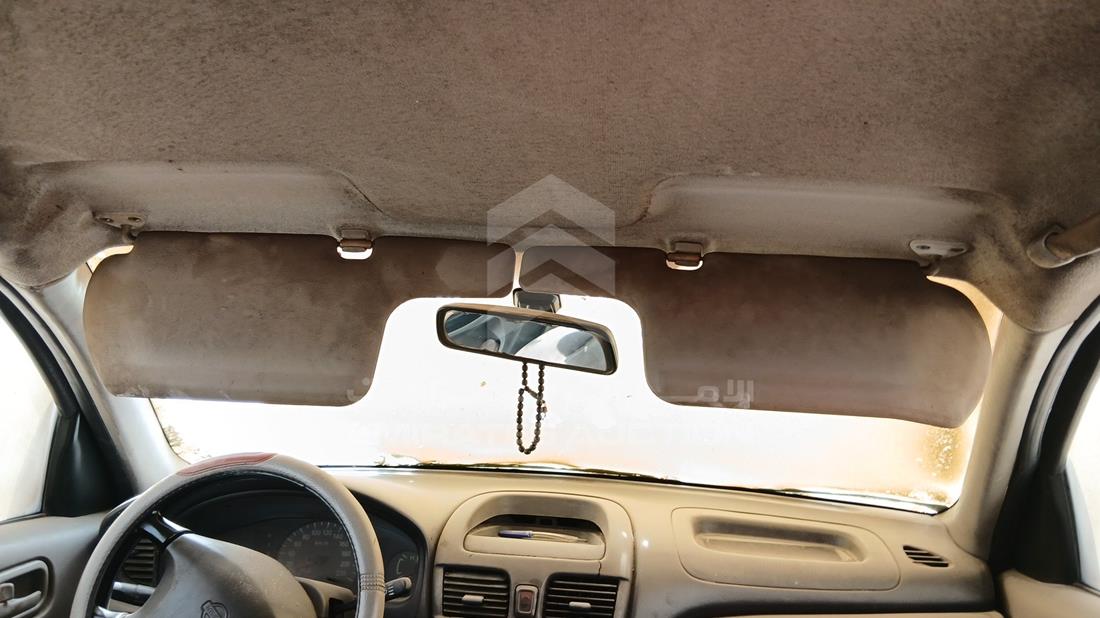 نيسان صني 2001 — زاوية فتحة السقف — صورة 18