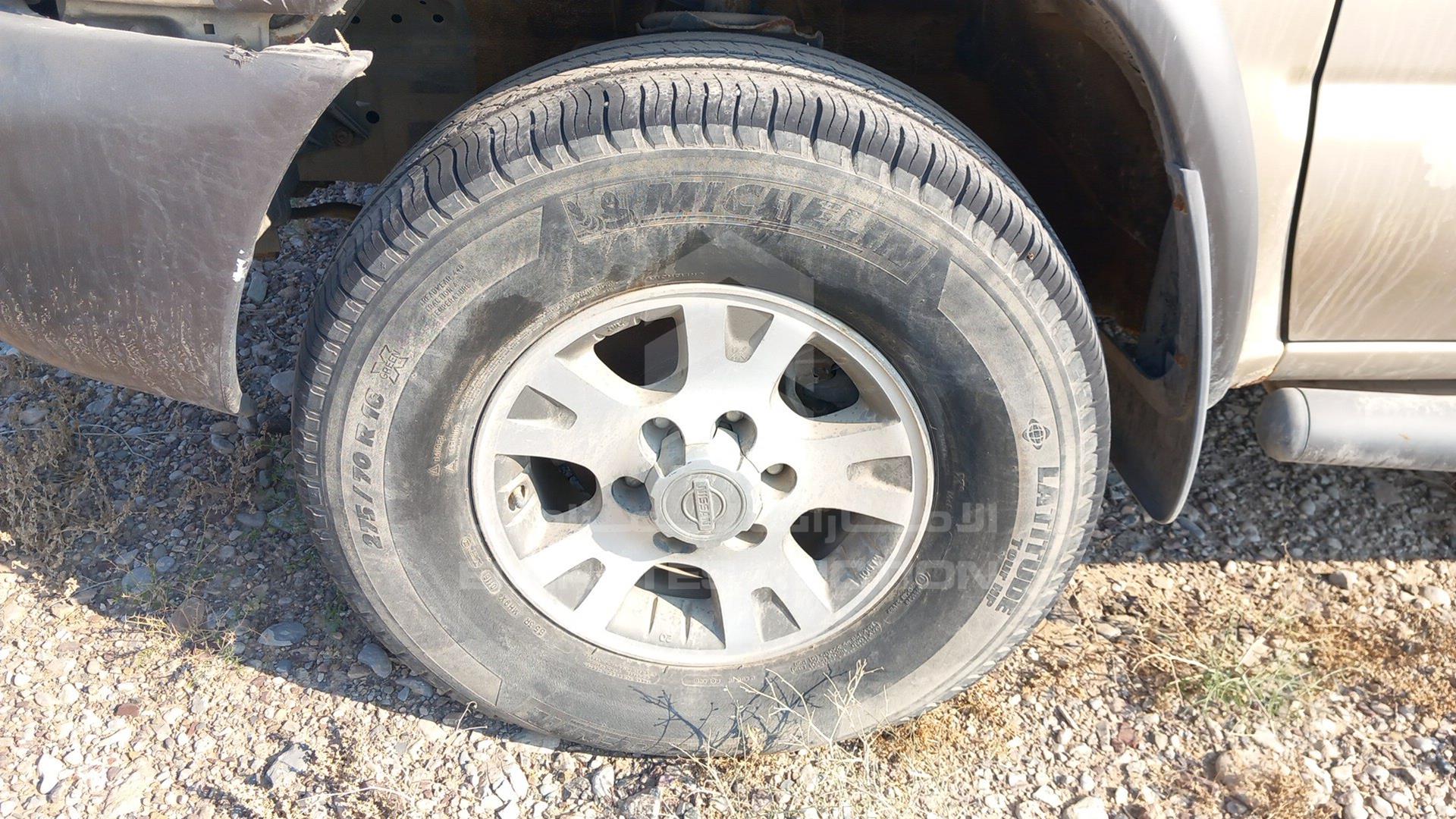 2000 NISSAN PATHFINDER VIN: JN8AR07Y3YW442550