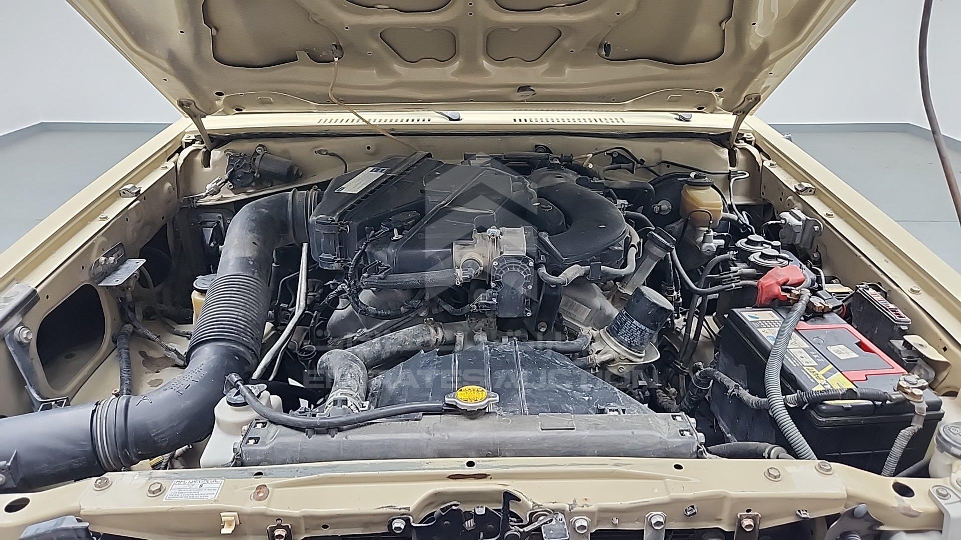 2013 TOYOTA LAND CRUISER VIN: JTFLU73J1D4546021
