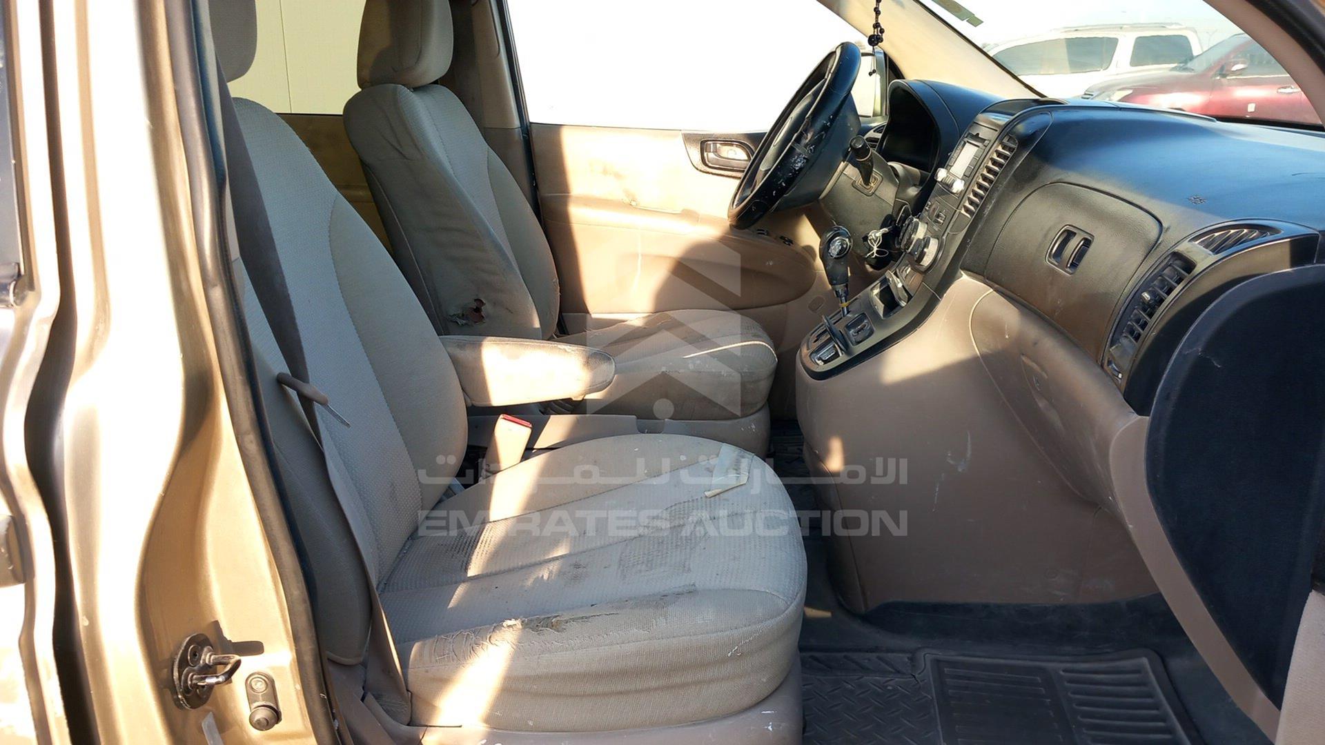 2009 KIA SEDONA VIN: KNDMB133396279378