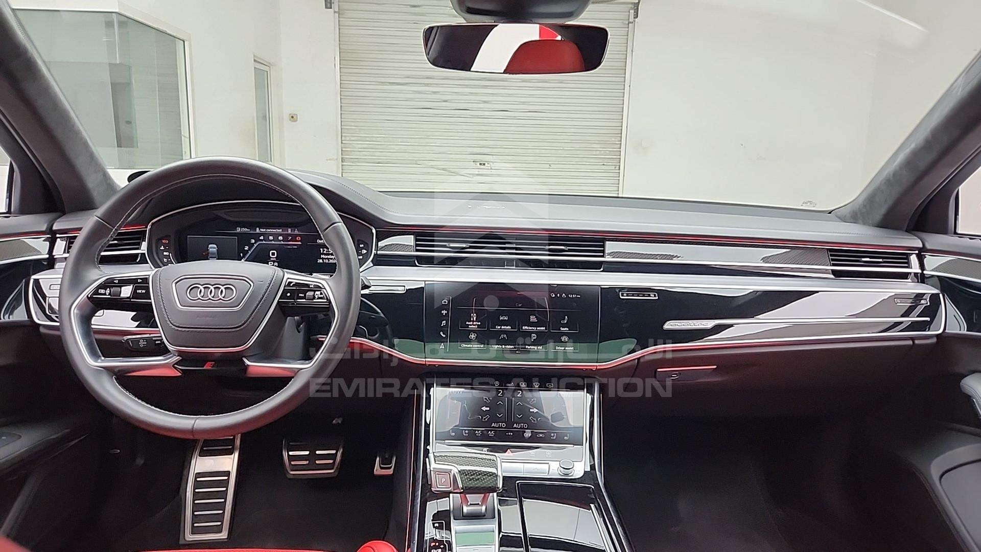 2020 AUDI S8 VIN: WAUZZZF85LN013510