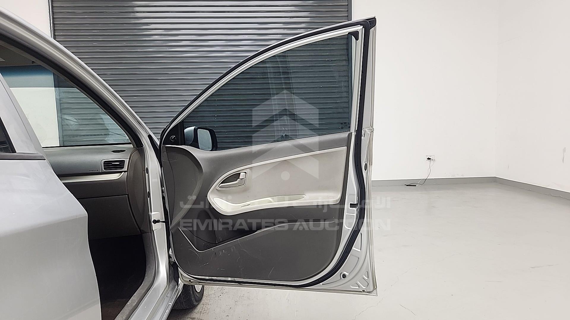 2017 KIA PICANTO VIN: KNABE5129HT356106