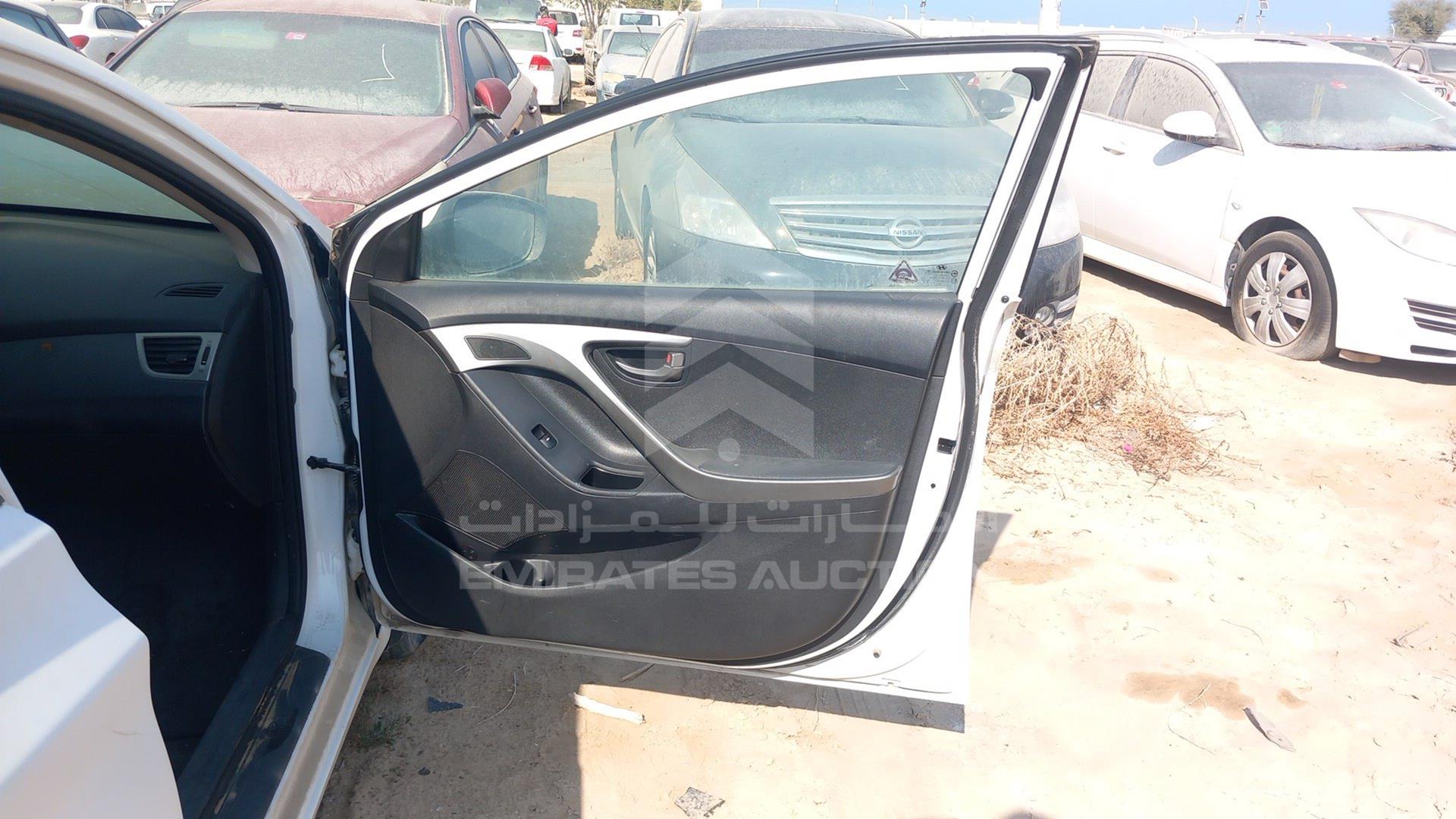 2013 HYUNDAI ELANTRA VIN: KMHDG41EXDU585677