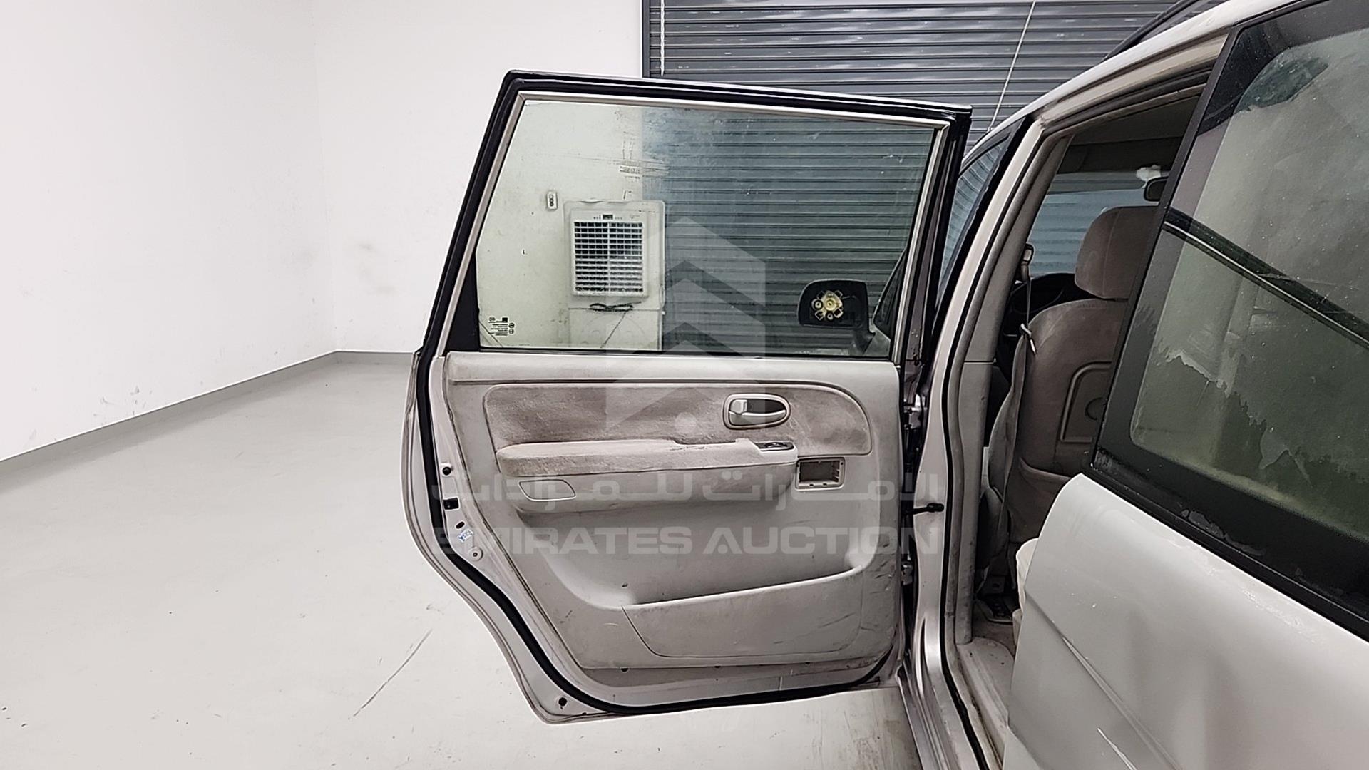 2007 HYUNDAI TRAJET VIN: KMHMG81C07U303668