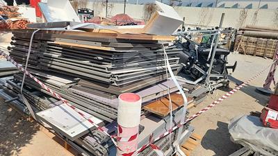 Various scrap materials - #669001
