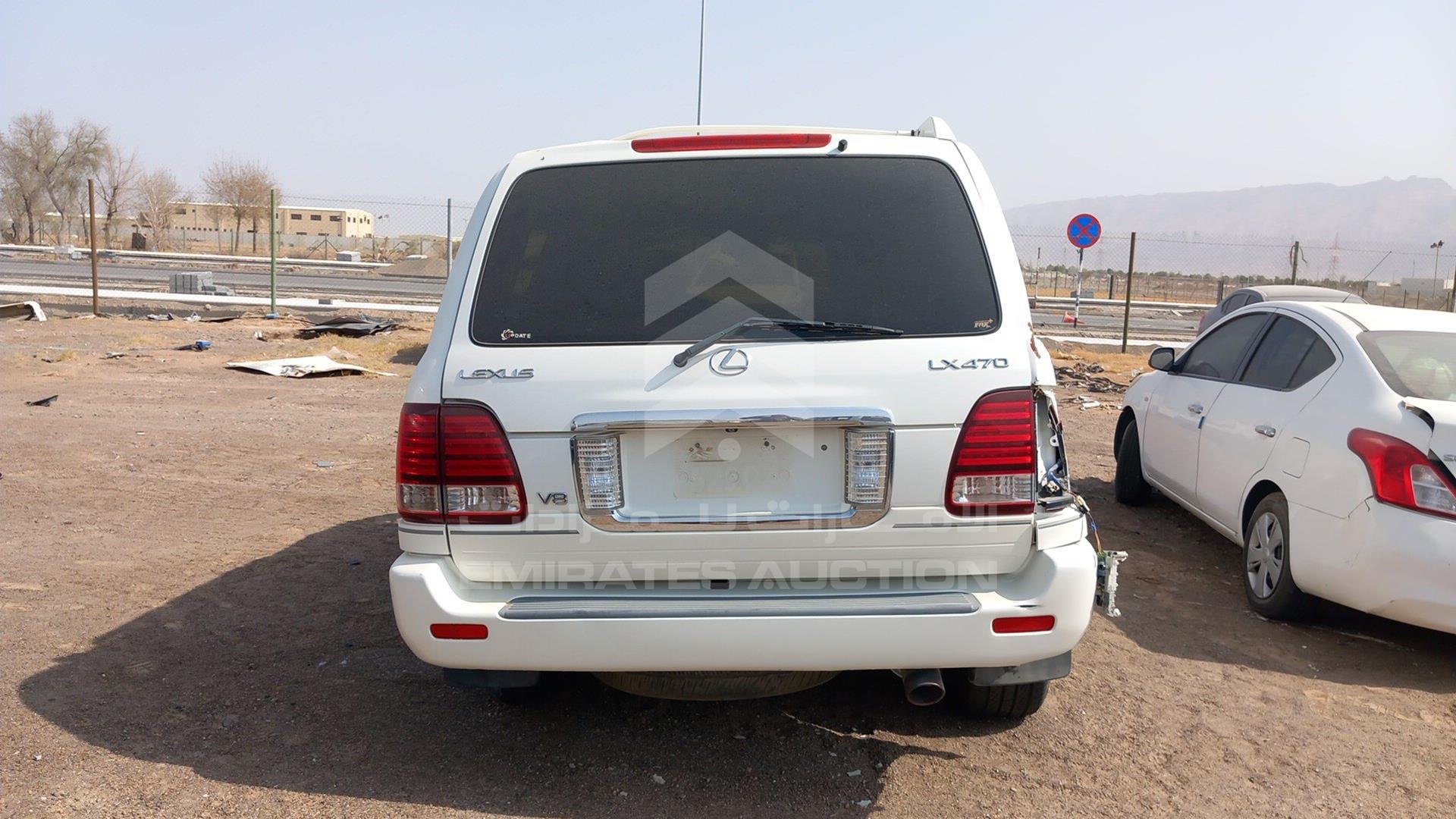 2006 LEXUS LX 470 VIN: JTJHT00W464007210