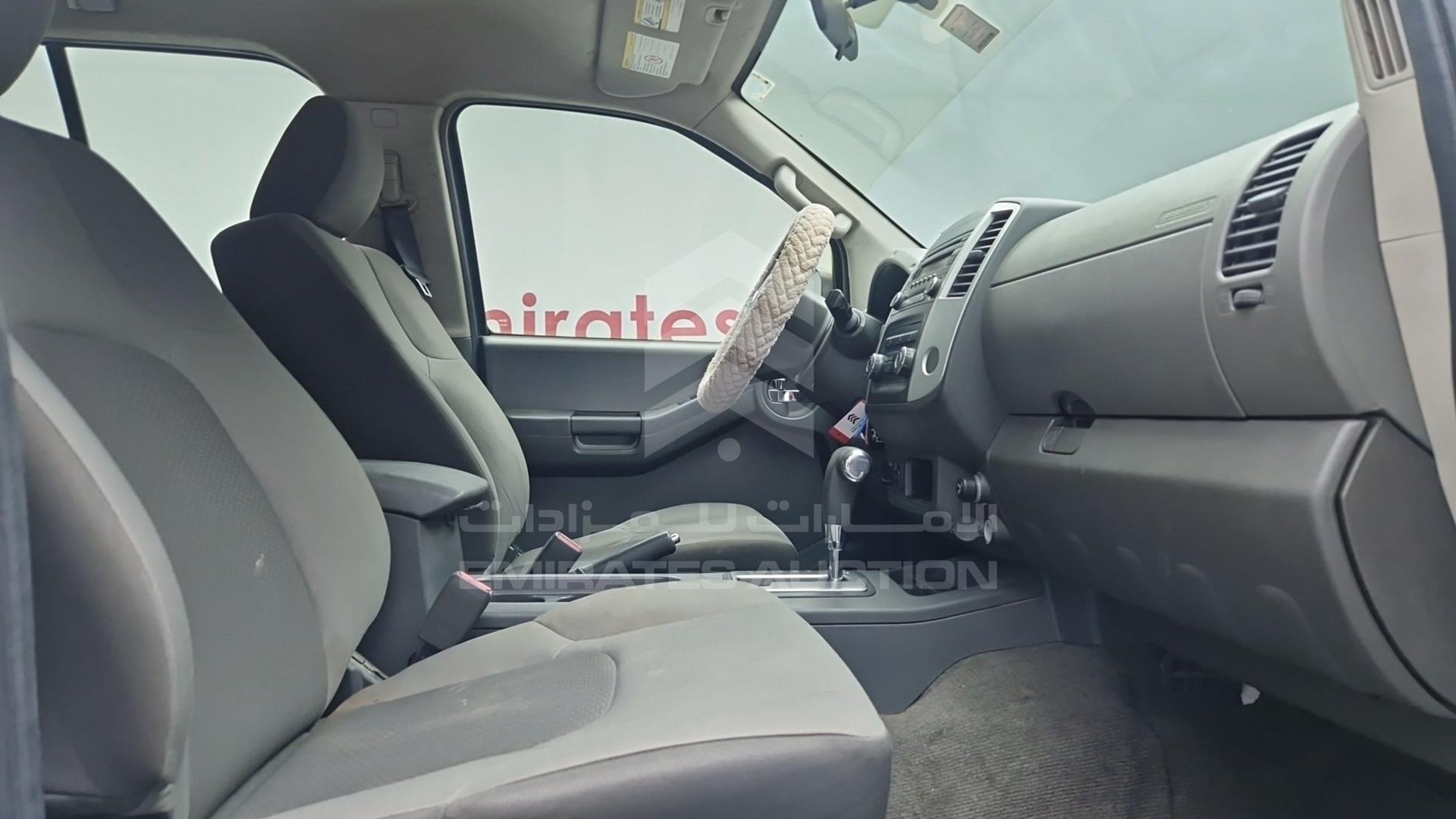 2013 NISSAN XTERRA VIN: 5N1AN0N64DN813123