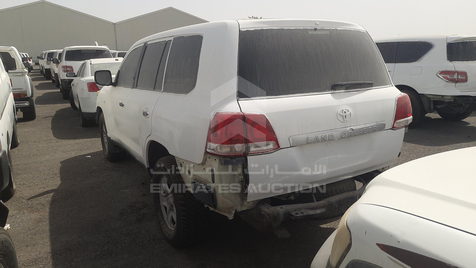 2011 TOYOTA LAND CRUISER VIN: JTMDU09J4B4032012