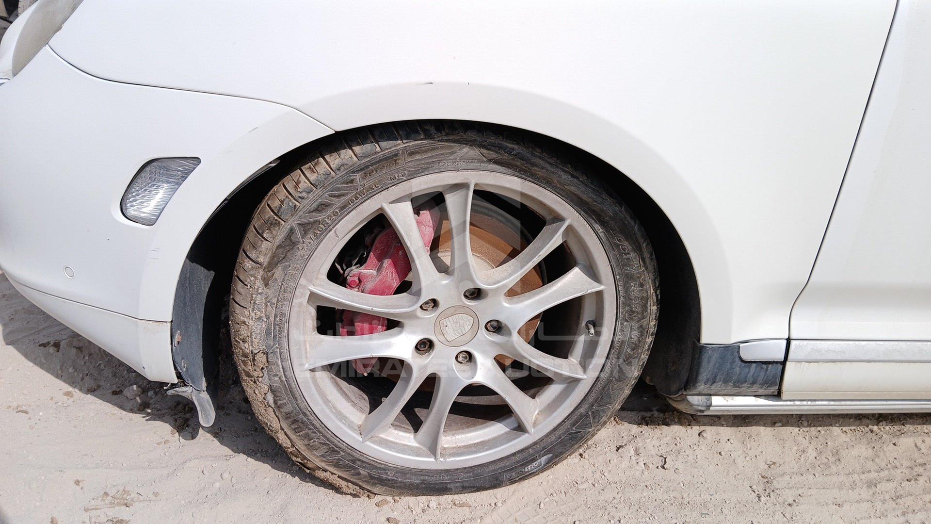 2004 PORSCHE CAYENNE VIN: WP1ZZZ9PZ4LA47841