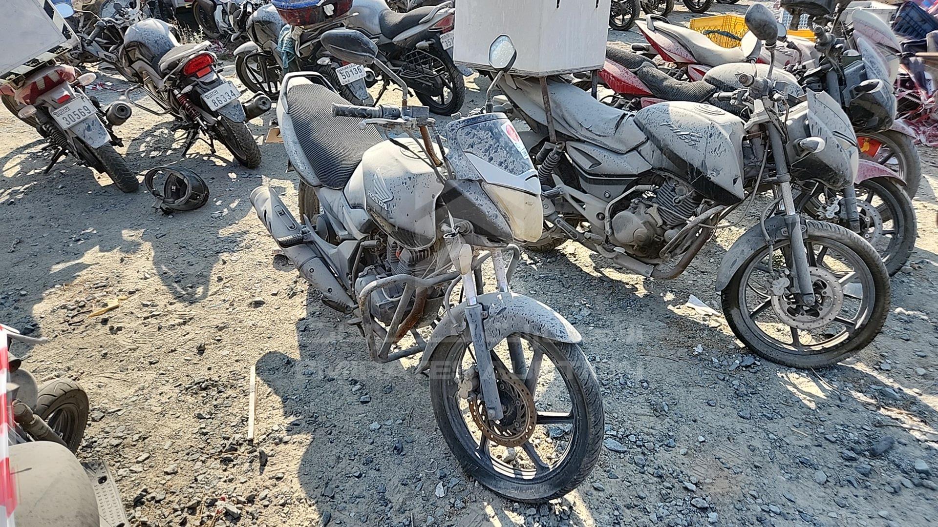 2013 HONDA CBF 150 VIN: ME4KC09CHD8544959