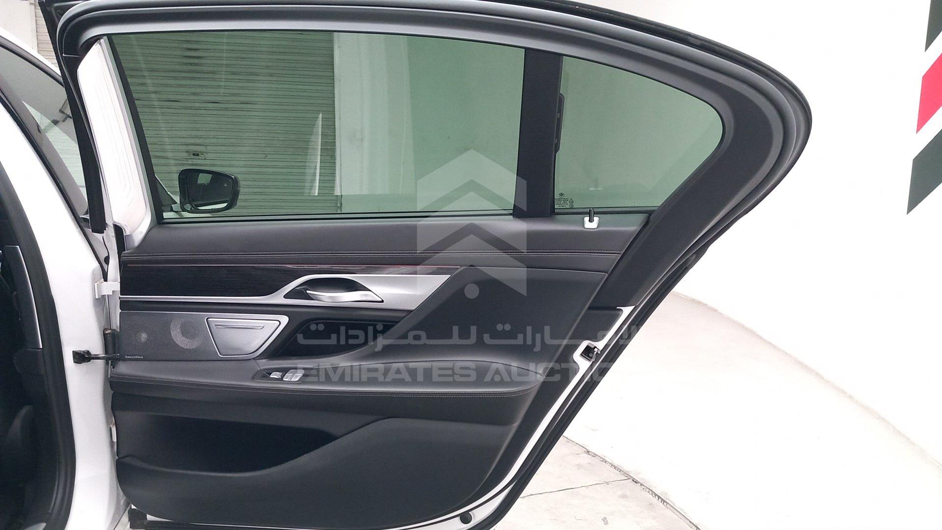2019 BMW 750 VIN: WBA7F0C53KGM24963