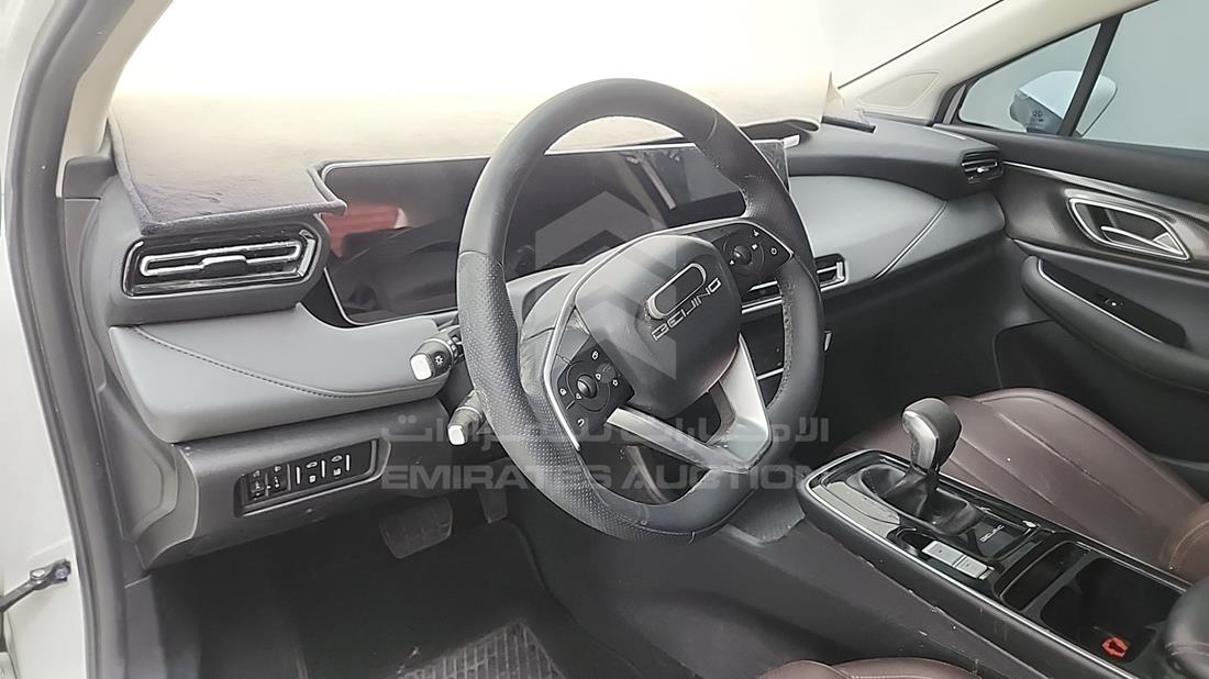 Manotti U5 2025 — زاوية واجهة السائق الأمامية اليسرى — صورة 12