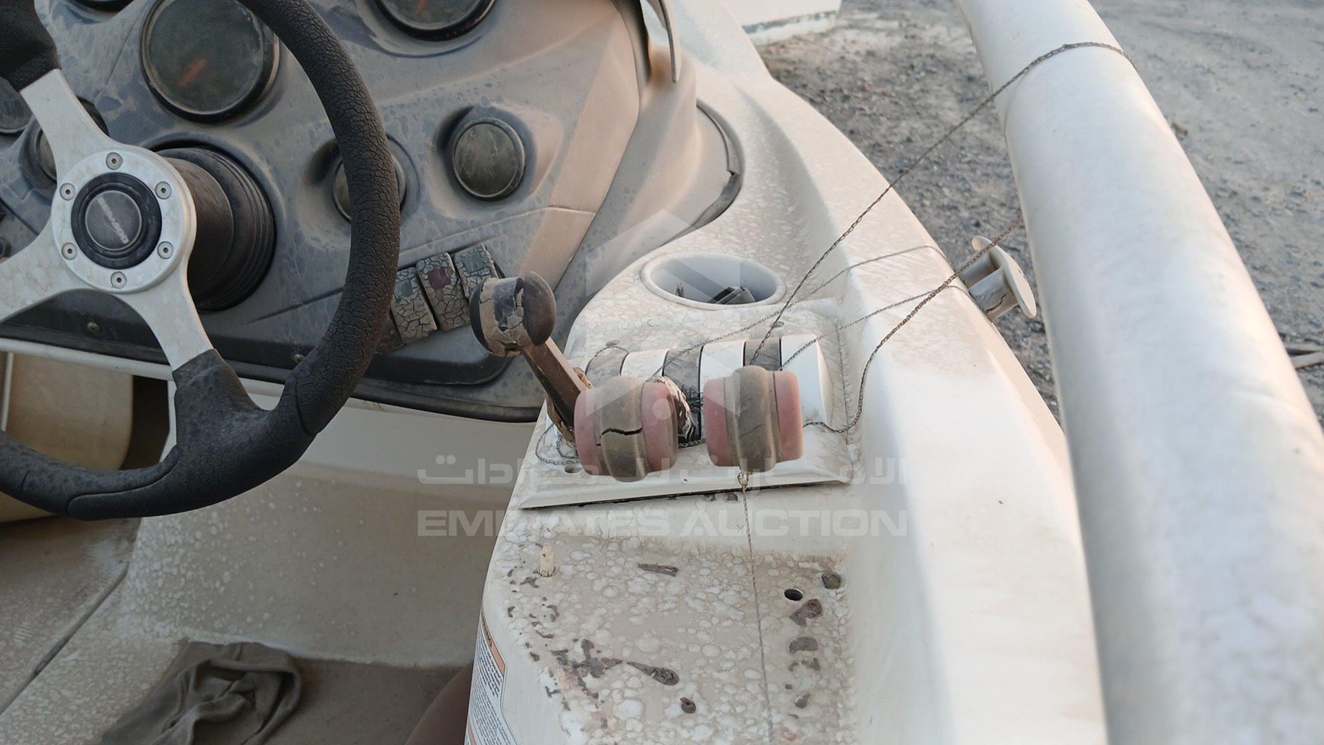 0 BOAT + TROLLEY --- VIN: D069674DXBTRAILER