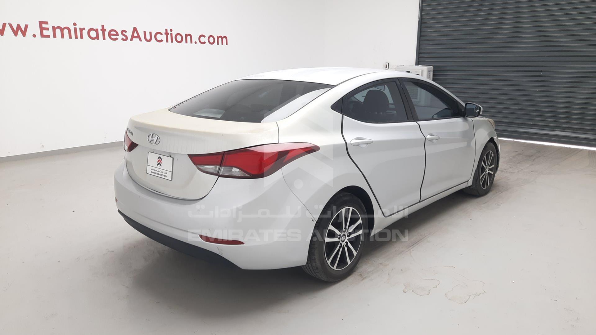 2015 HYUNDAI ELANTRA VIN: KMHDG41E6FU110532
