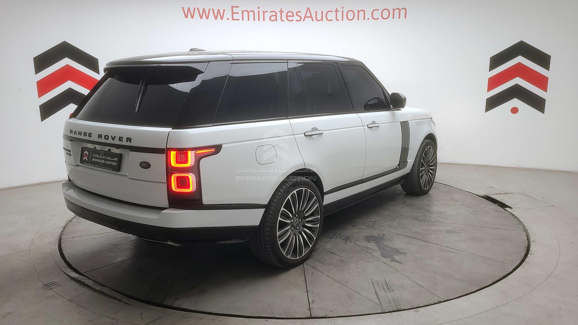2014 RANGE ROVER VOGUE VIN: SALGA2EFXEA168100