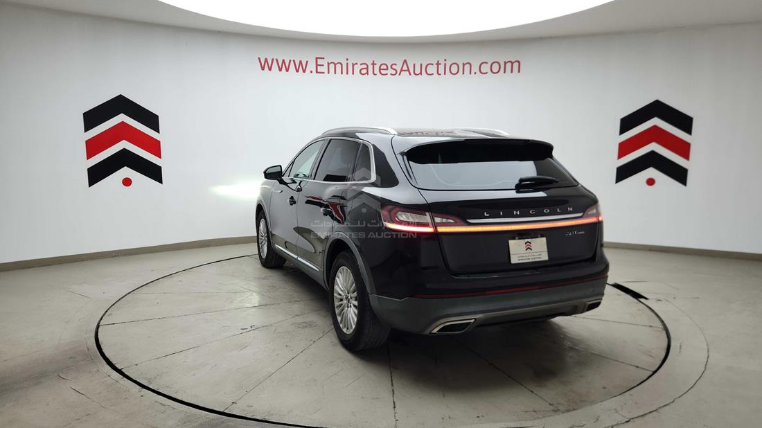 2019 Lincoln Nautilus — Rear Left Angle — Photo 8