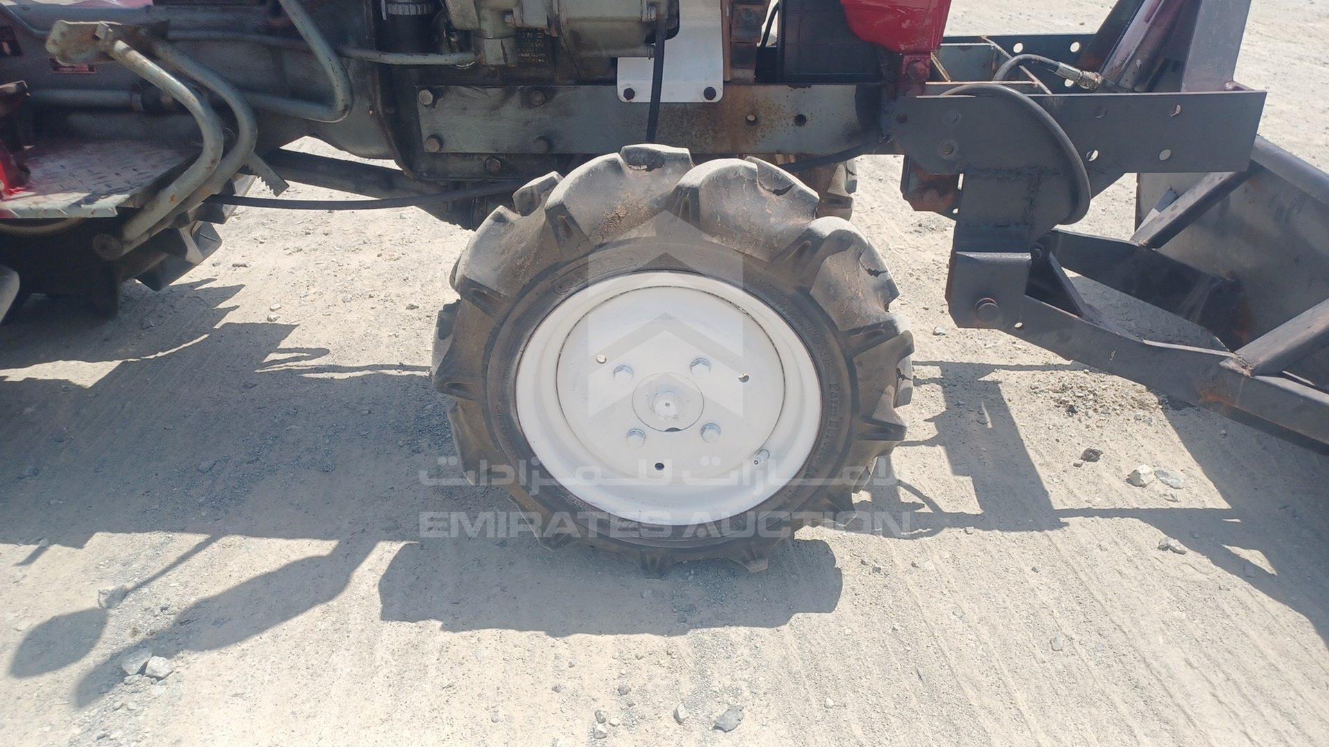 0 YANMAR --- VIN: YM1300D04615