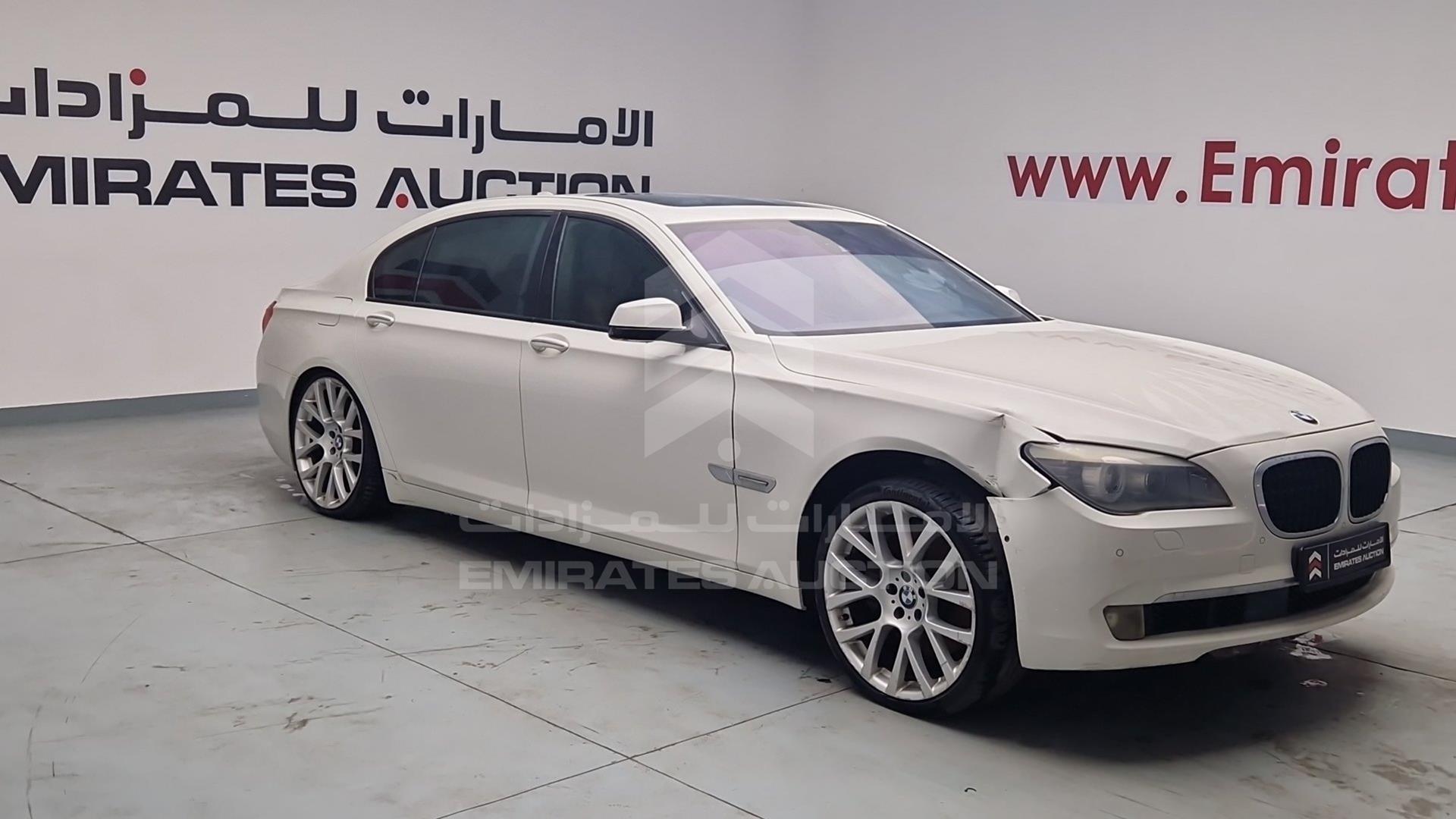 2011 BMW 750 VIN: WBAKB8101BC345410