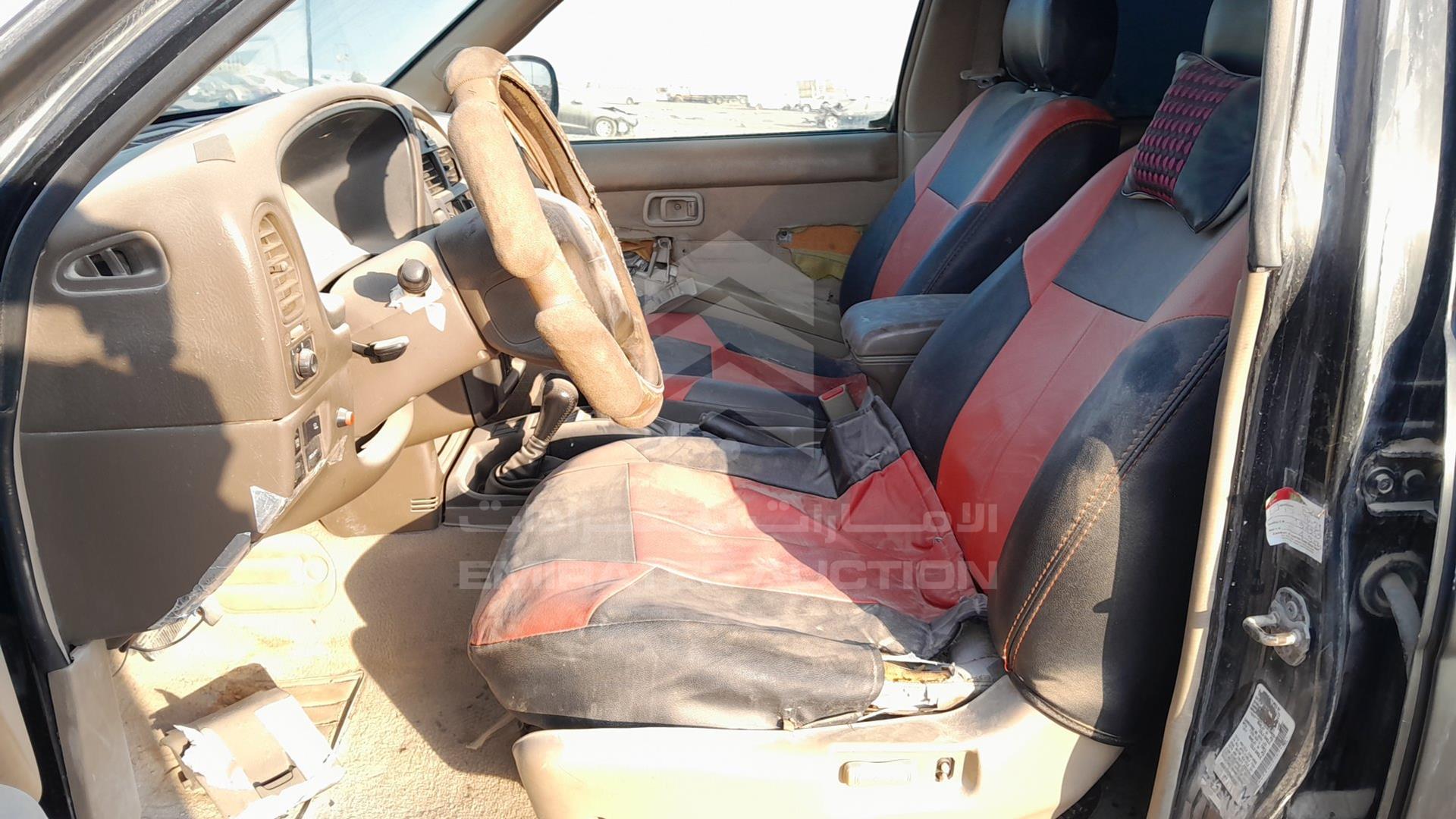 2000 NISSAN PATHFINDER VIN: JN8AR07Y3YW436067