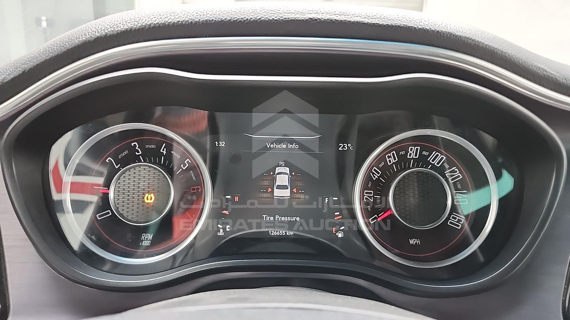 2015 DODGE CHALLENGER VIN: 2C3CDZAT0FH831845