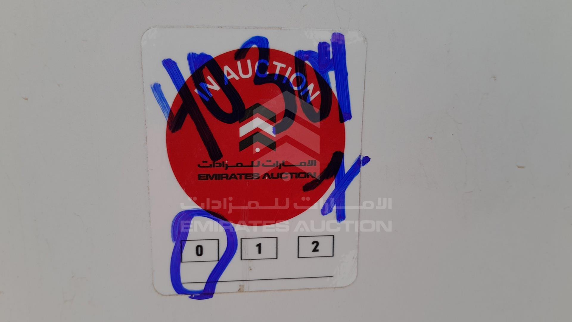 2016 TATA BUS VIN: MAT449253G0L01940