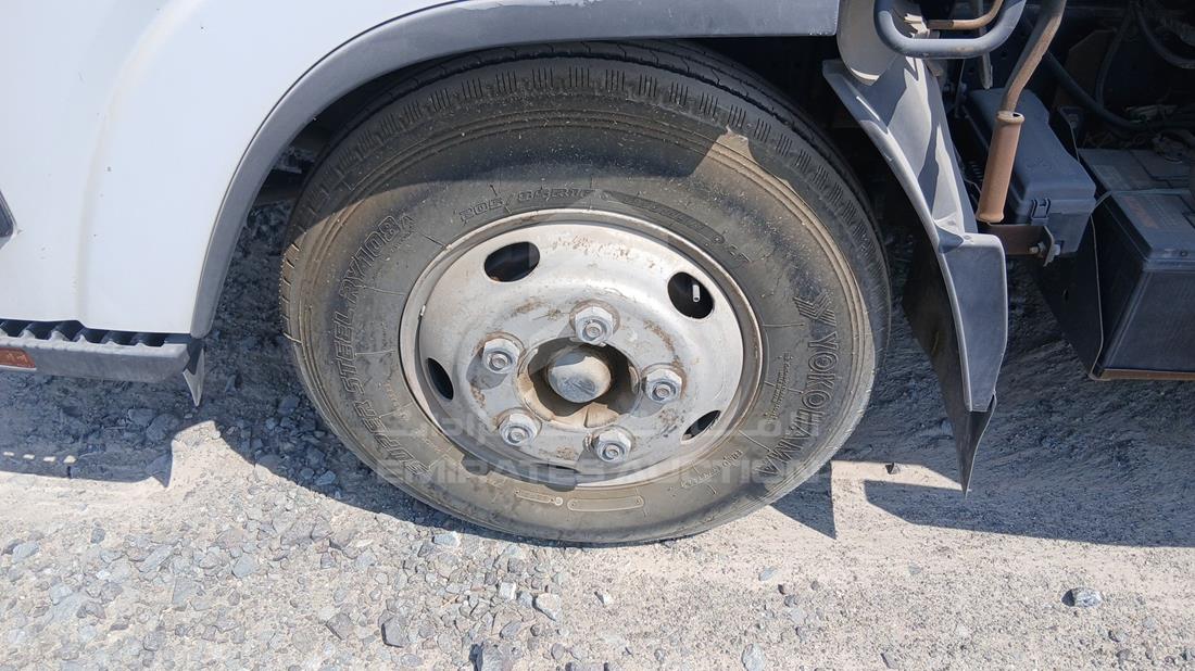 2014 Isuzu NMR — Front Left Tyre — Photo 30