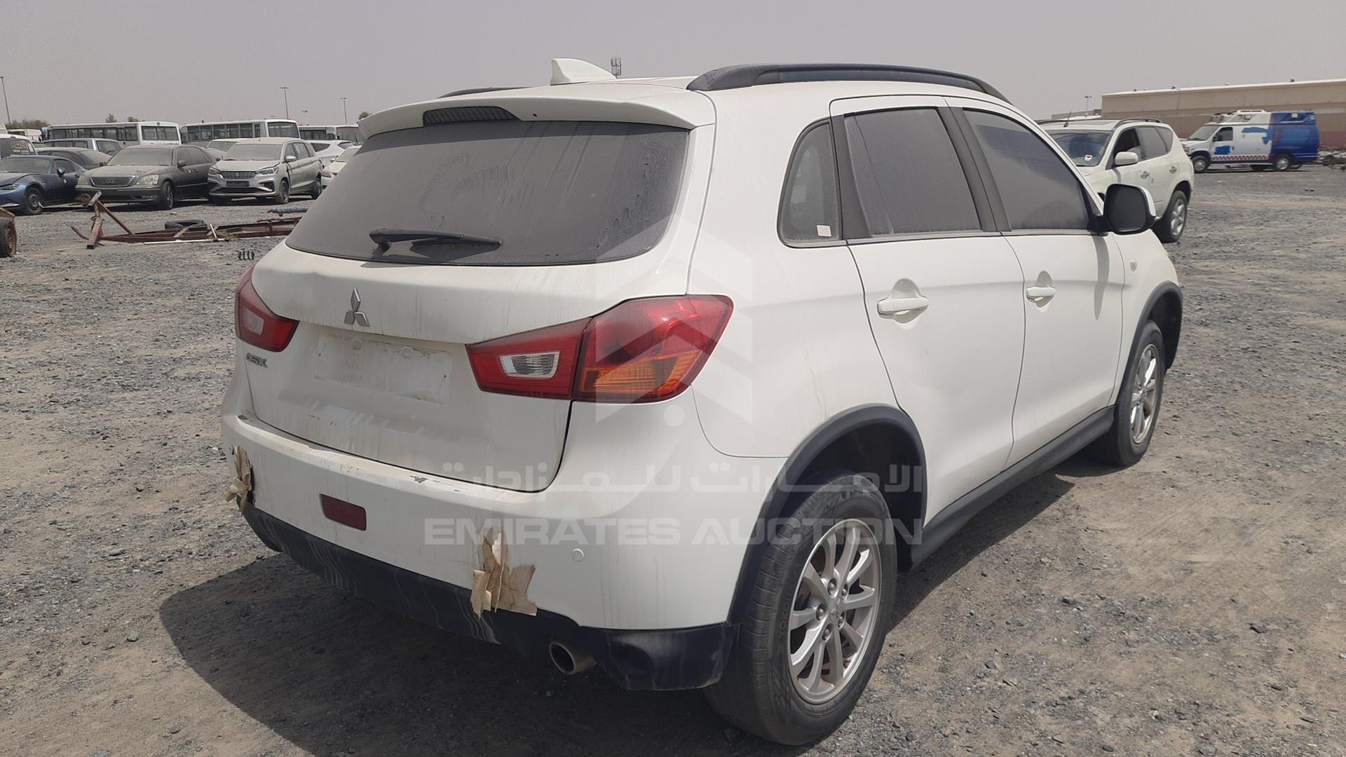 2017 MITSUBISHI ASX VIN: JE4LP21U5HZ703144