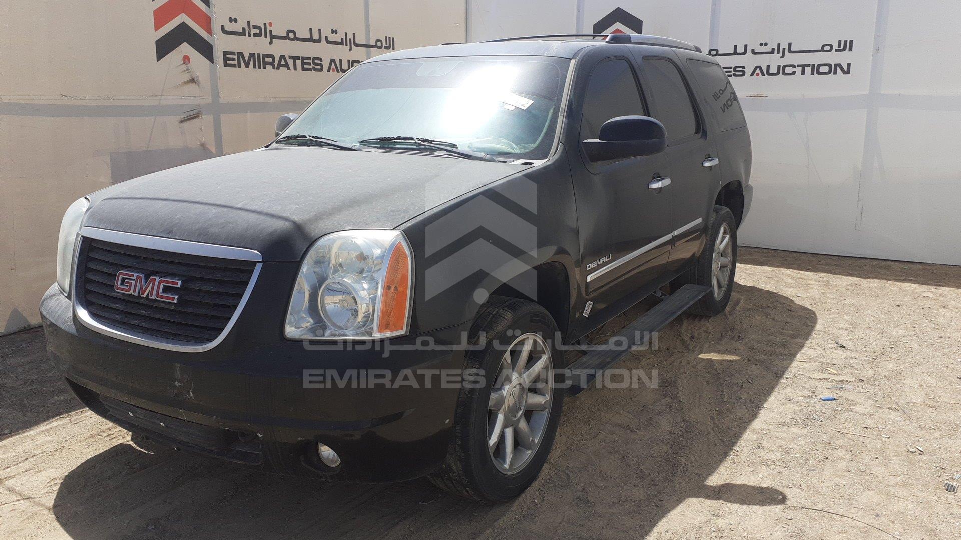1GKS27EF8CR172113 - 2012 GMC Yukon - #355113