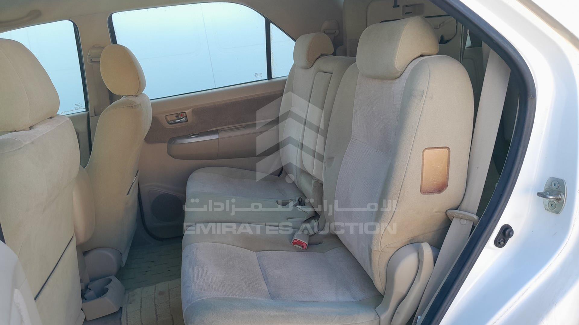 2006 TOYOTA FORTUNER VIN: MR1YU59G660005407