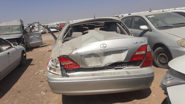 Lexus LS 430 2002 JTHBN30F220078202 Image 24