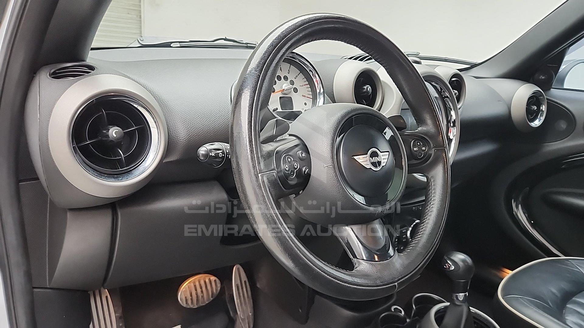 2013 MINI COOPER S VIN: WMWZC5100DWM83340