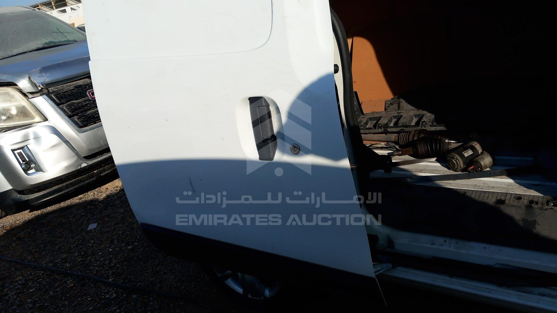 2019 RENAULT DOKKER VIN: VF18SRB40KG449625