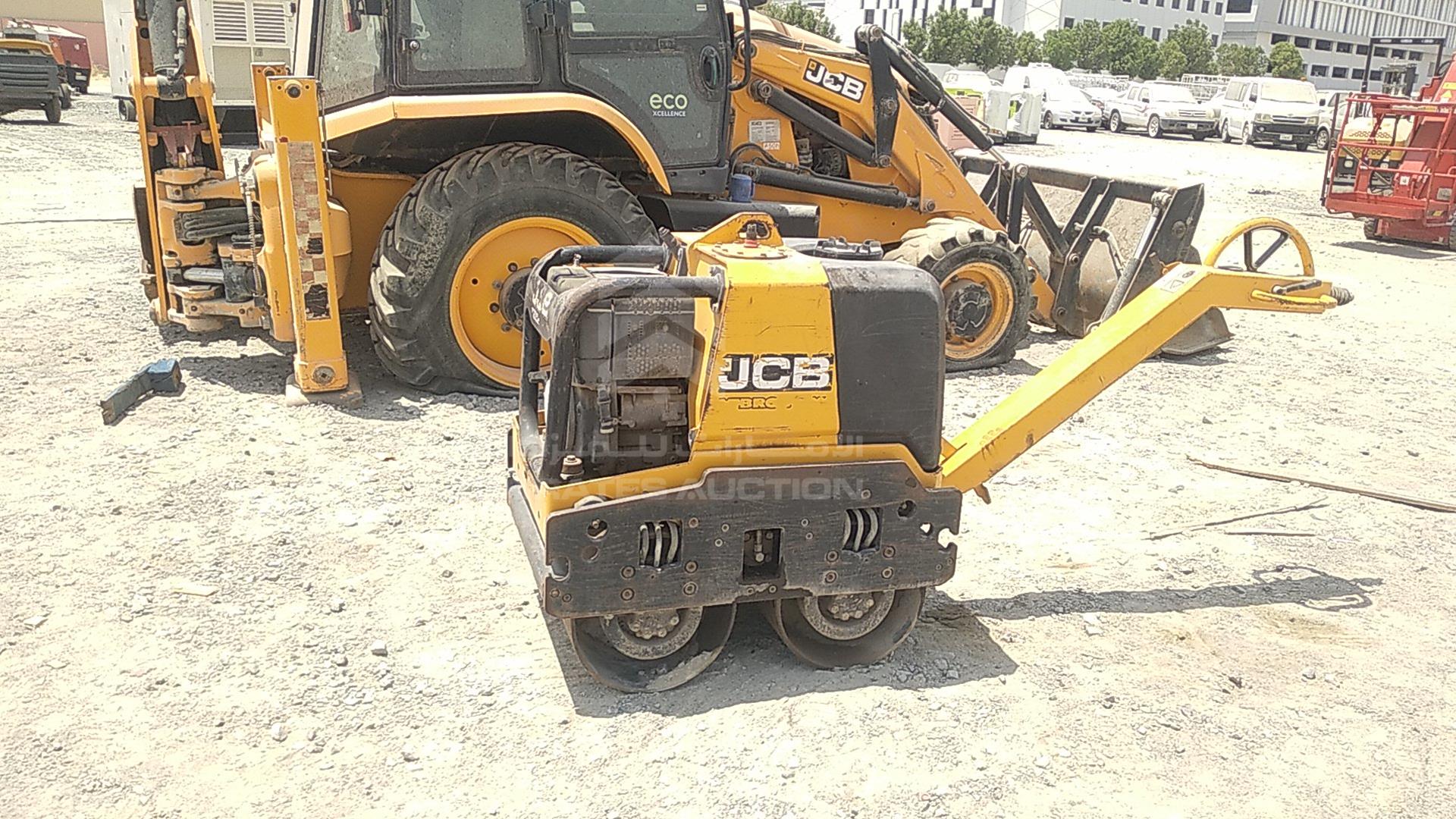 0 JCB --- VIN: GATVD070J02703693