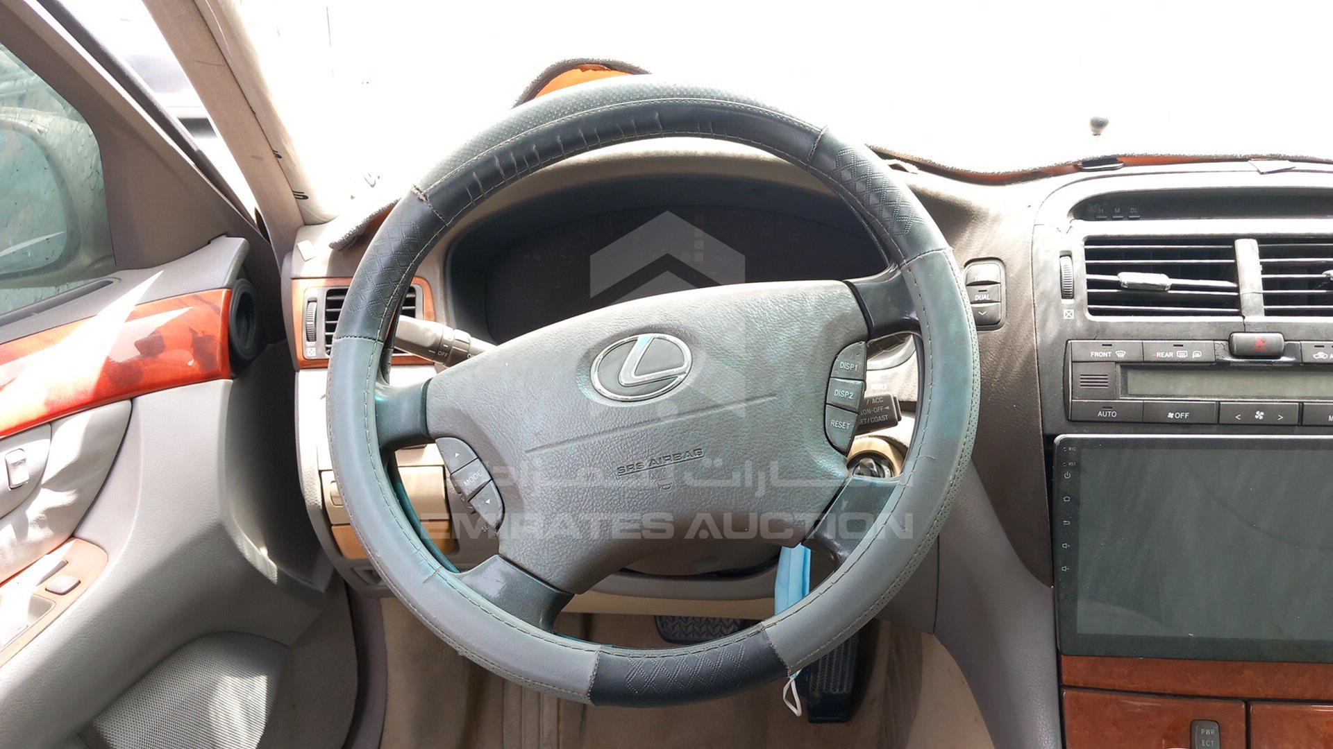 2004 LEXUS LS 430 VIN: JTHBN36F440124431