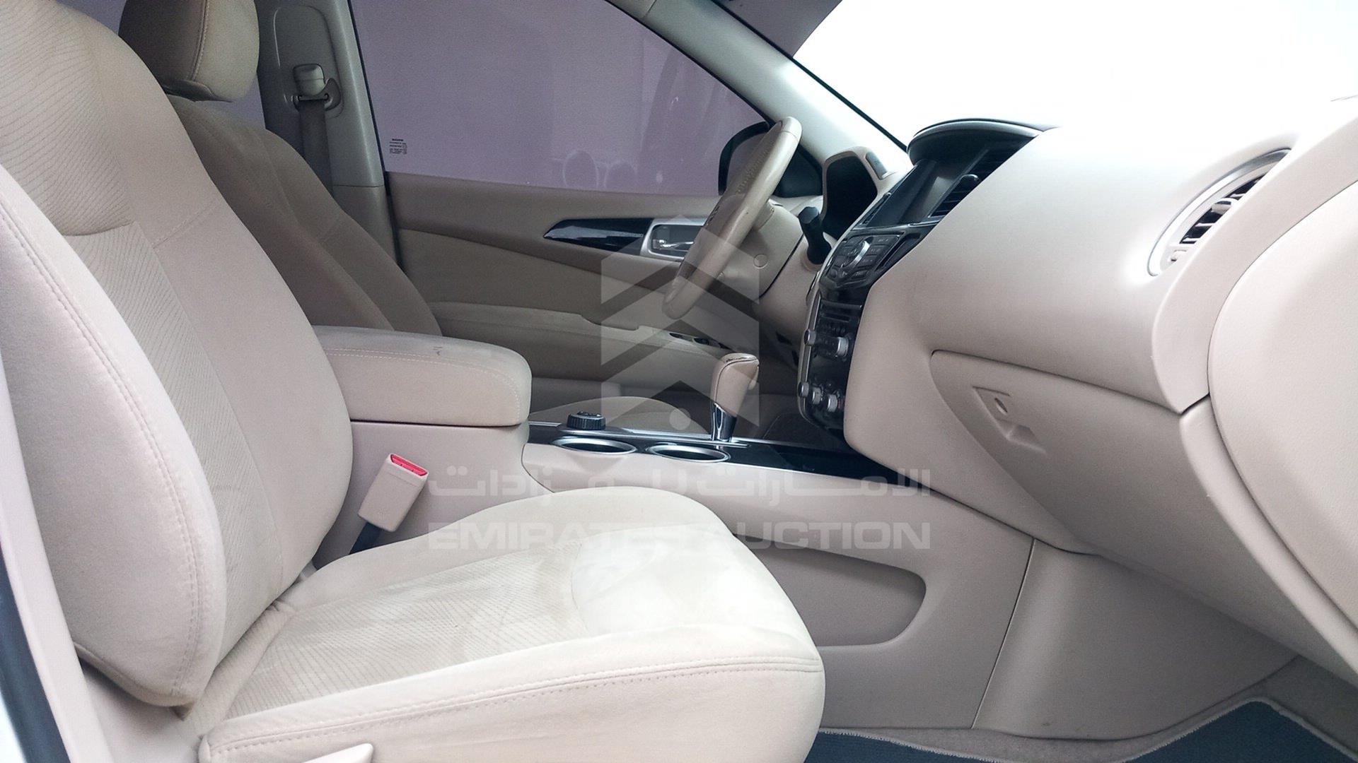 2015 NISSAN PATHFINDER VIN: 5N1AR2M50FC623374