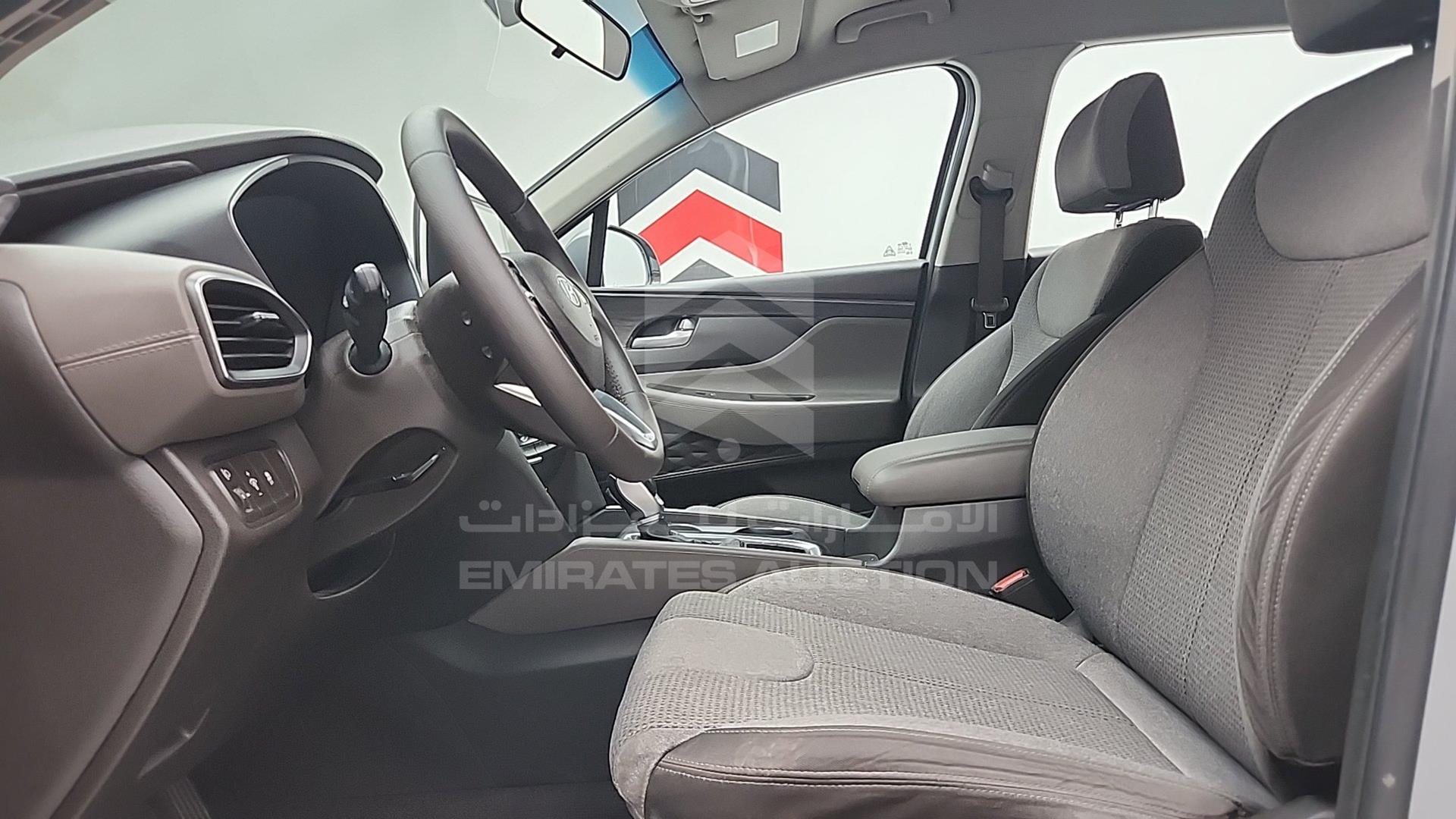 2019 HYUNDAI SANTA FE VIN: KMHS281D3KU077908