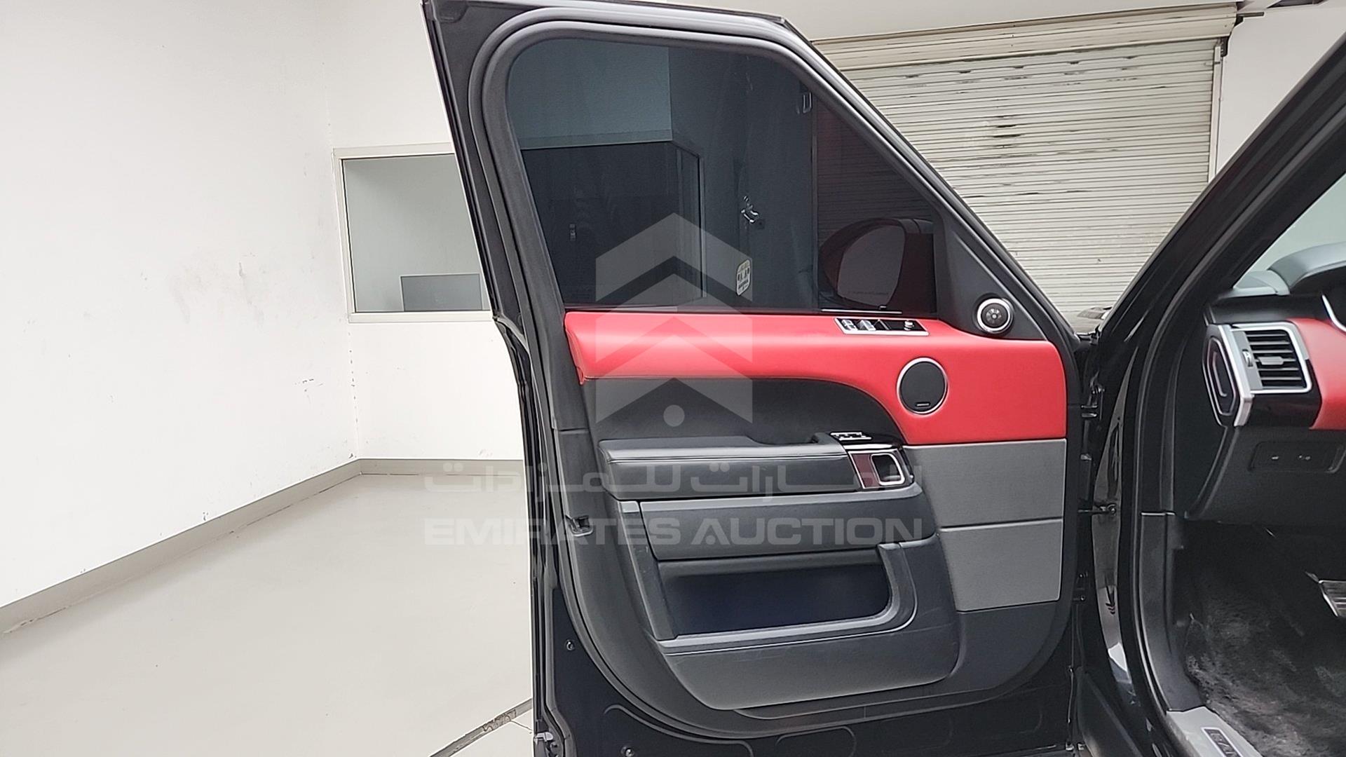 2020 RANGE ROVER SPORT VIN: SALWA2BU6LA725144