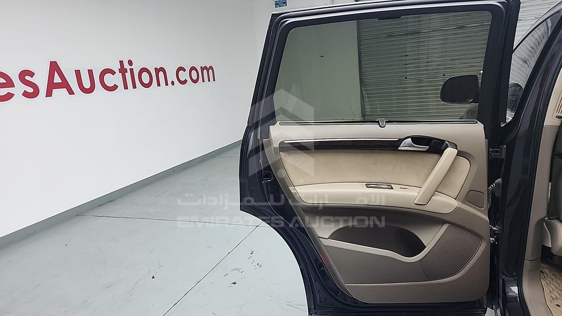 2012 AUDI Q7 VIN: WAUAGD4L2CD009451