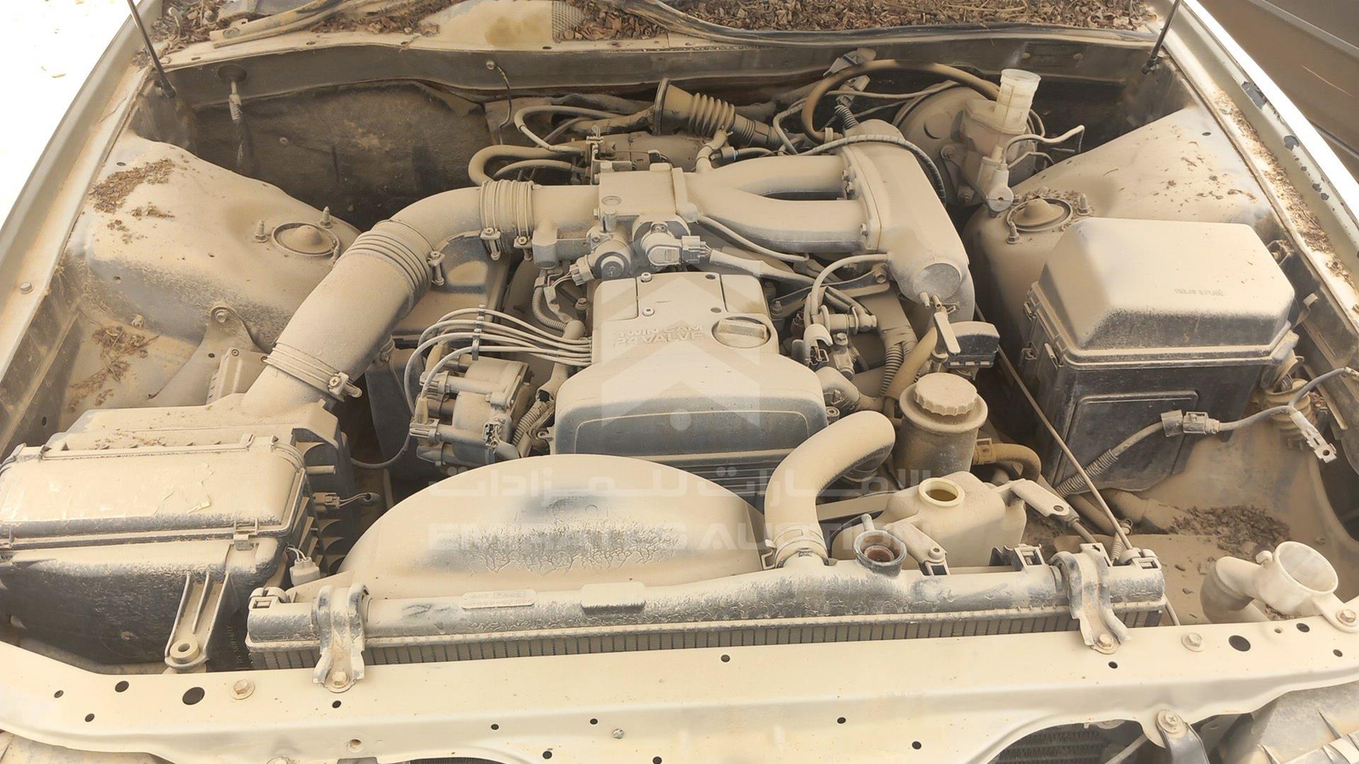 0 TOYOTA --- VIN: JZX906529526