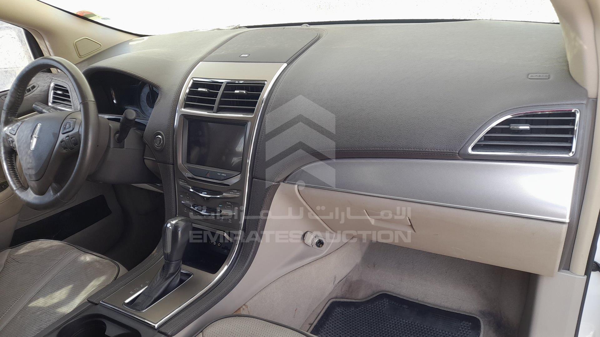 2011 LINCOLN MKX VIN: 2LMDJ8JKXBBJ10858