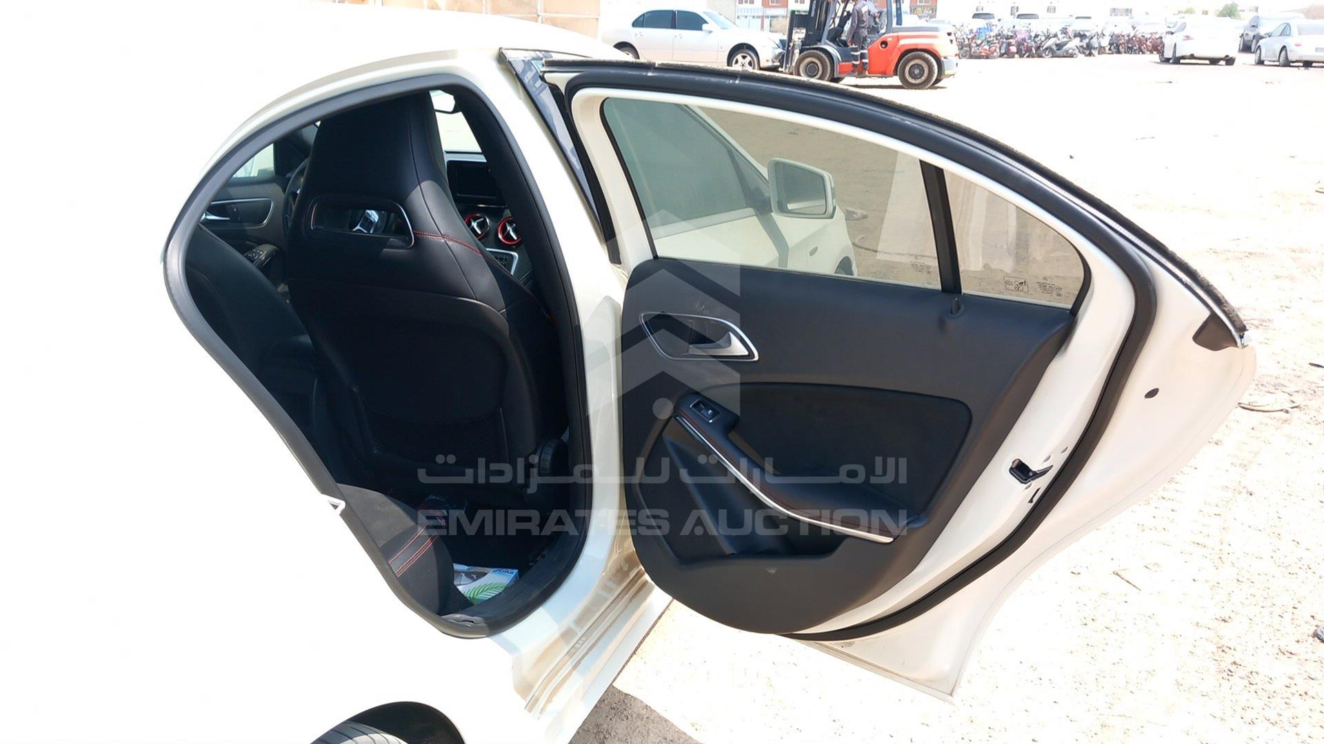 2014 MERCEDES A 250 VIN: WDDBF4EB4EJ245917