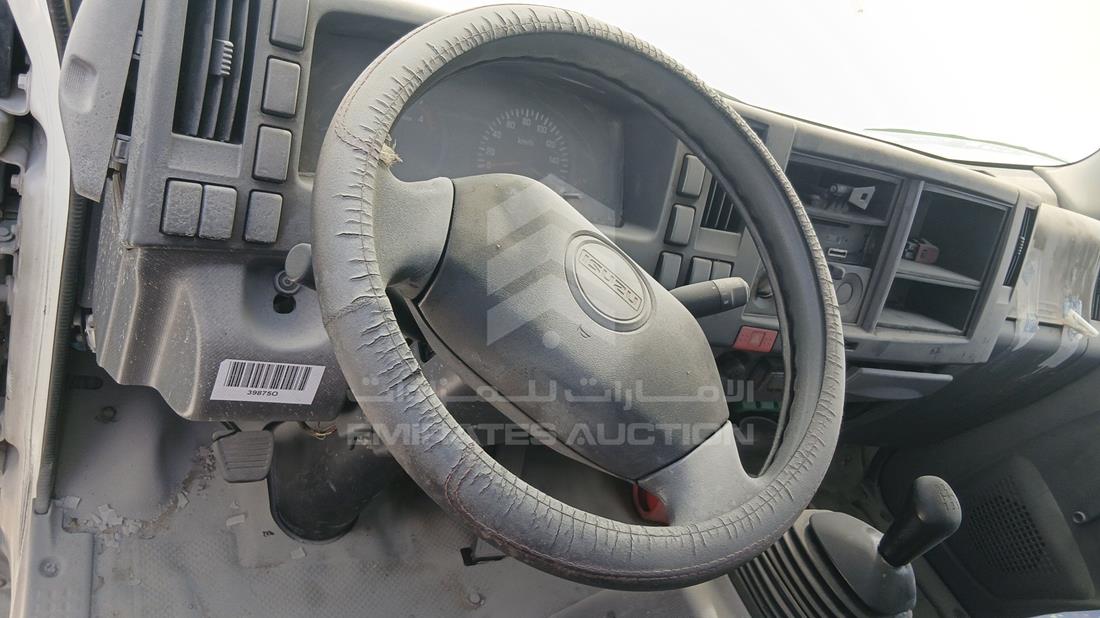 2014 Isuzu NMR — Steering & Mounted Controls — Photo 13