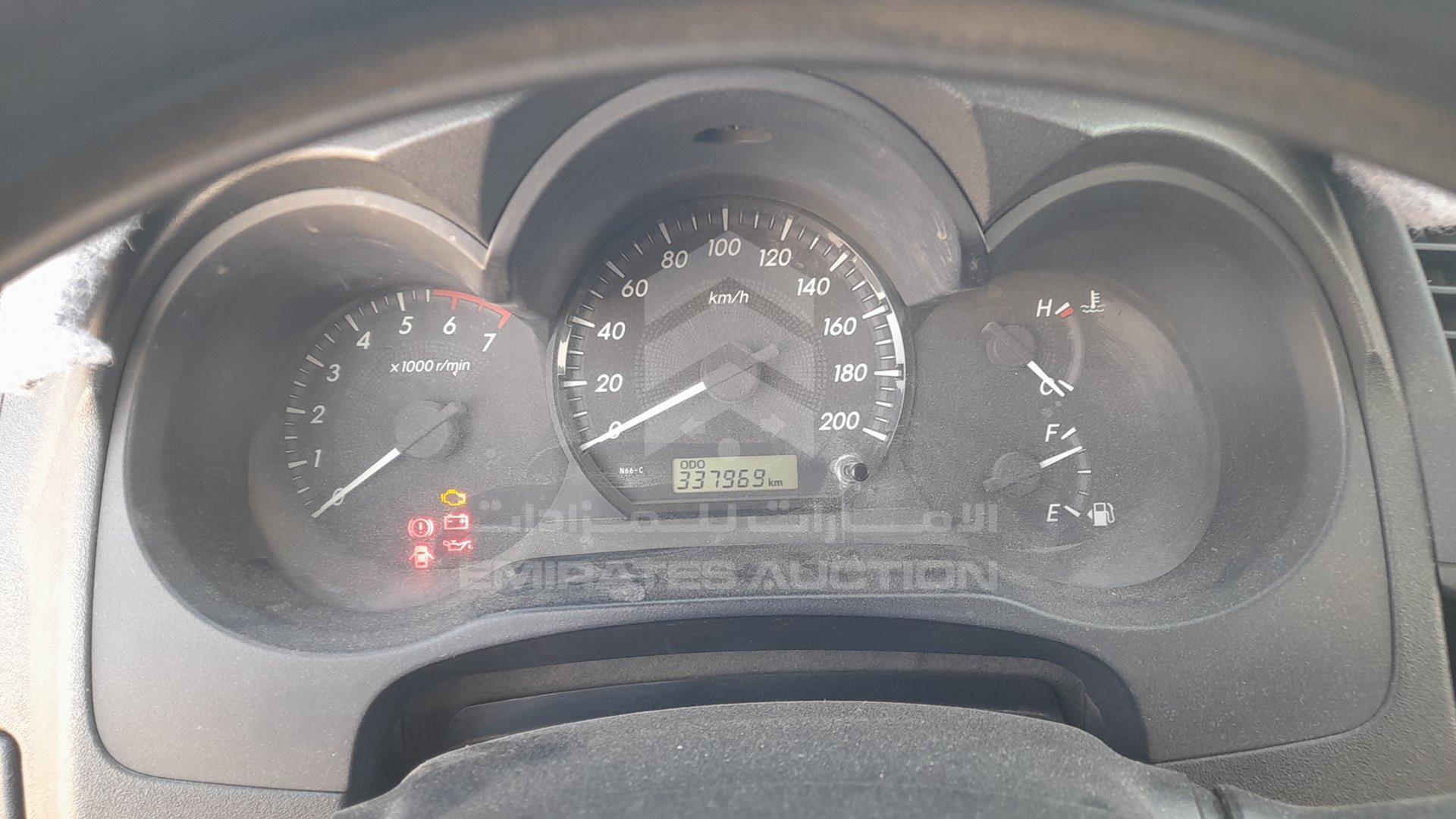2014 TOYOTA HILUX VIN: MR0CX12G2E0121310